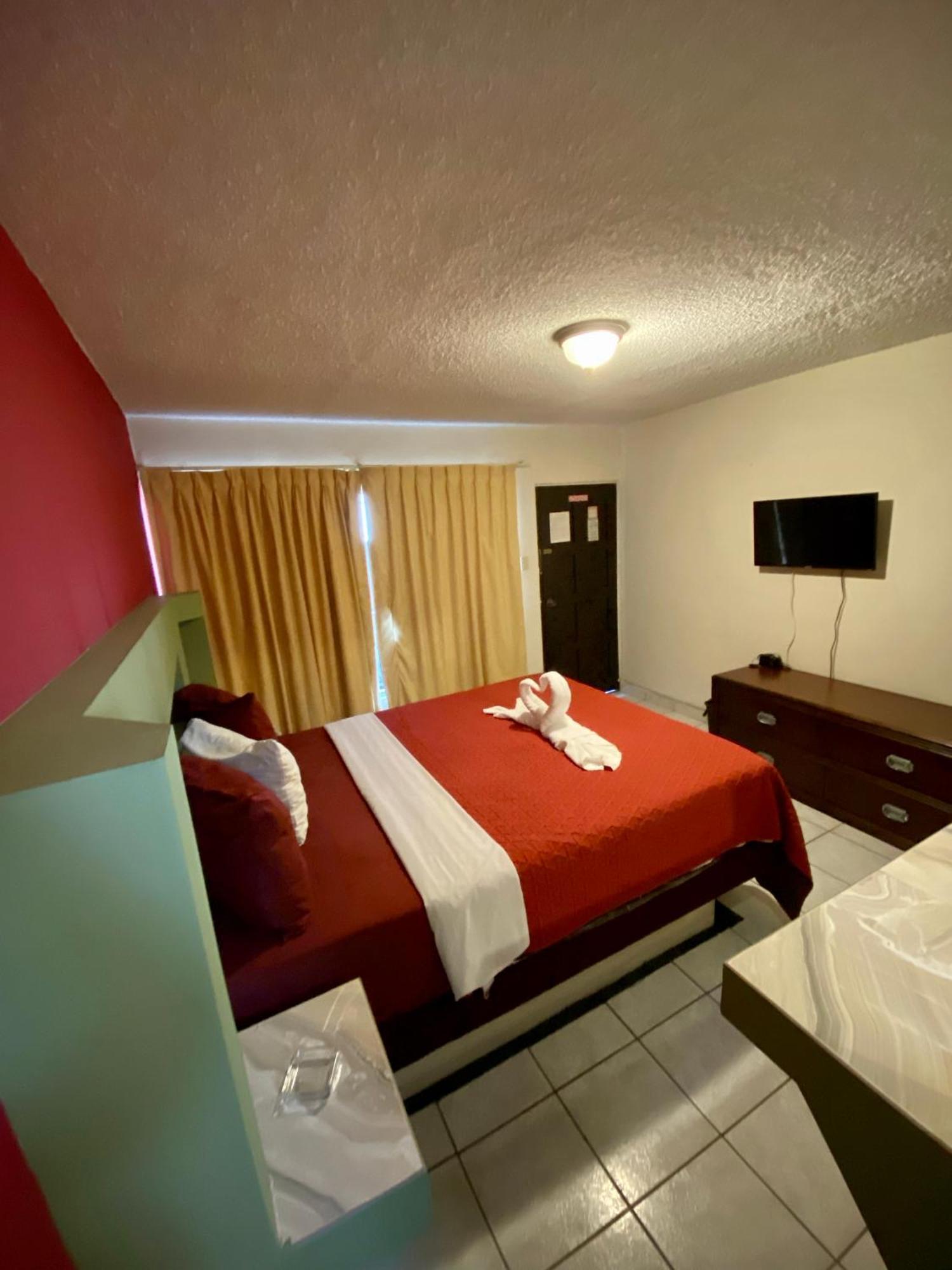 Hotel Los Altos Тіхуана Екстер'єр фото