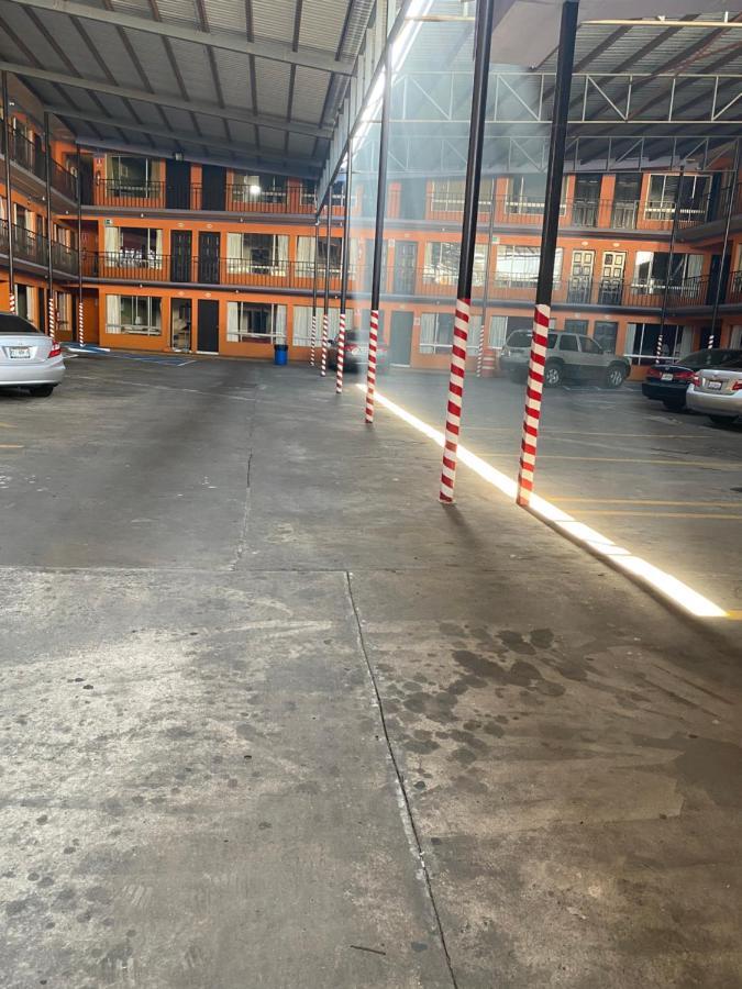 Hotel Los Altos Тіхуана Екстер'єр фото
